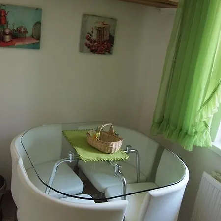 Anna Apartment